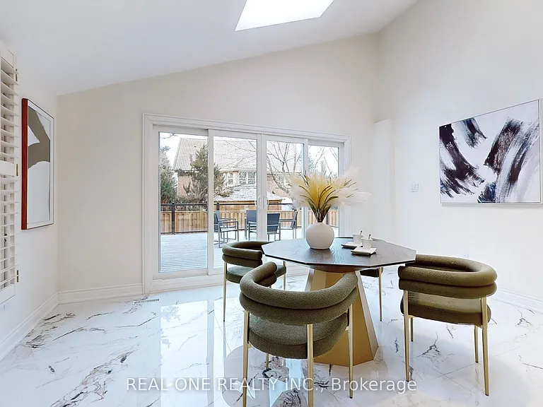 99 Aitken Cir — Photo 17