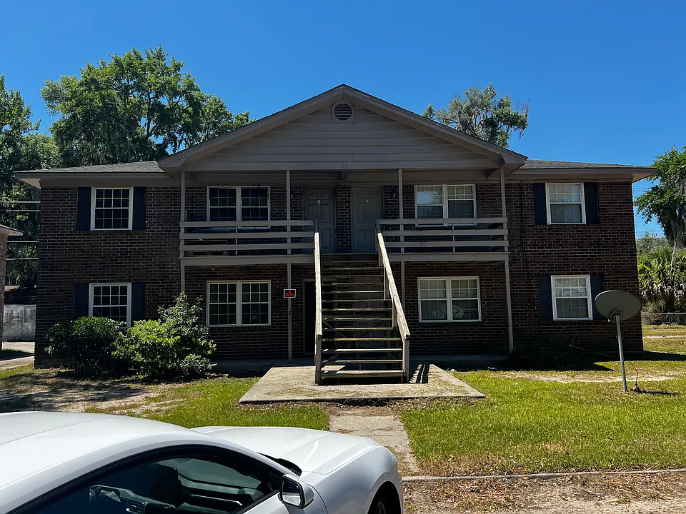 11 Oak Forest Ln #A