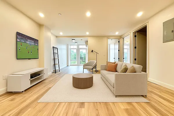 Rented by Doorway NYC, LLC | media 1