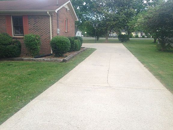Driveway & Basketball Goal