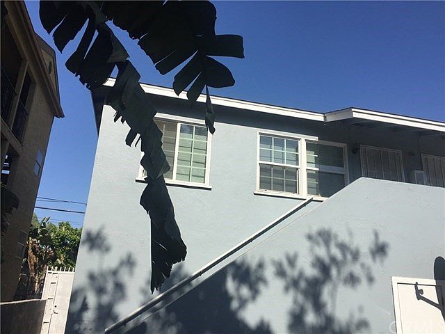 1st image of 1025 Gladys Ave