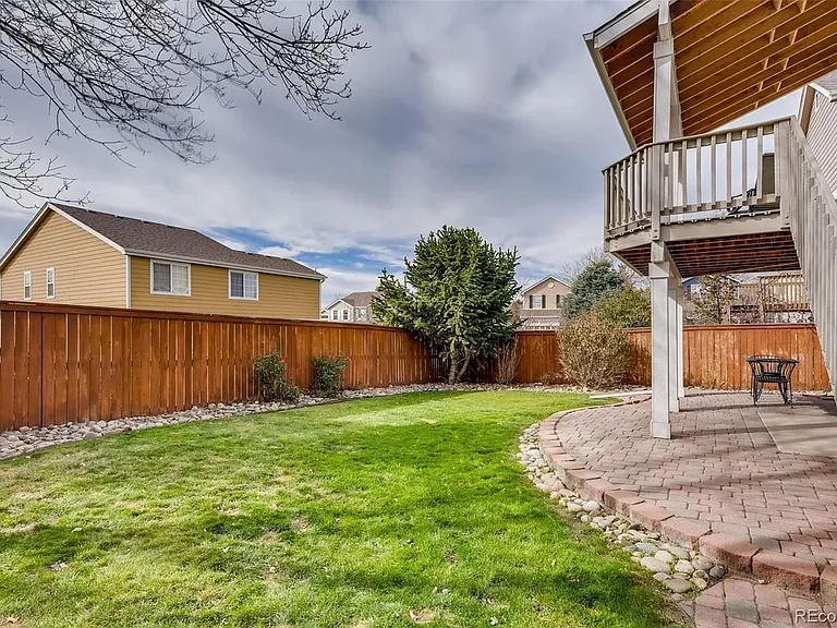 1270 Thornbury Pl — Photo 24