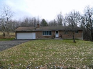 1212 Robinson Hill Rd, Endwell, NY 13760