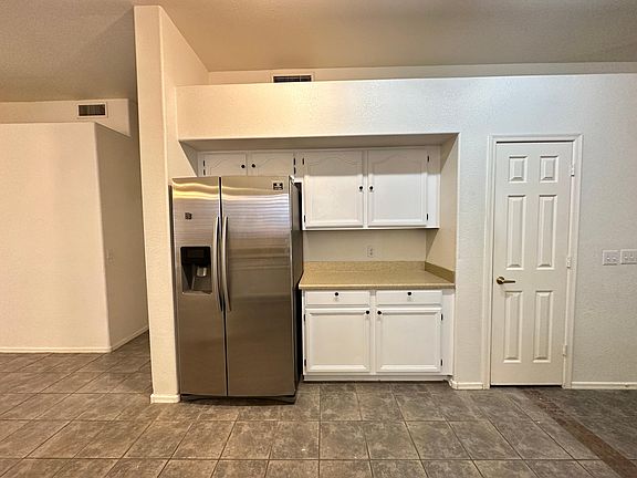 4th image of 5154 W Ross Dr