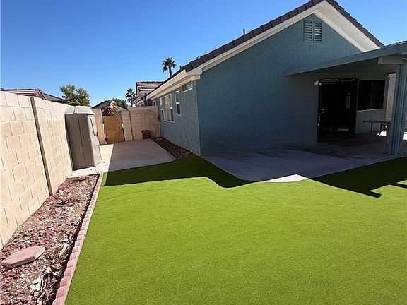 2nd image of 3909 Broad Meadow Ct