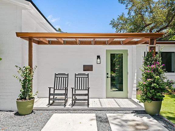 4th image of 1713 SW 13th Street