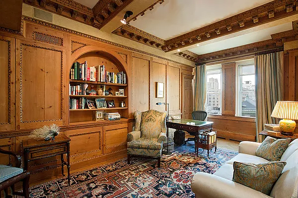 Sold by Avenue Real Estate | media 4