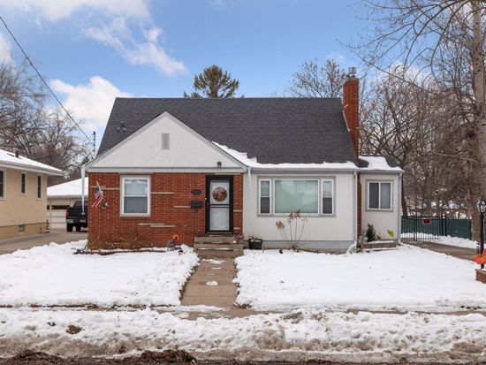 1621 Burns Ave, Saint Paul, MN 55106