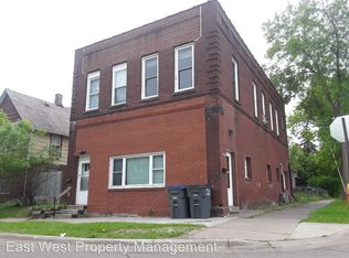 2502 W 2nd St #1, Duluth, MN 55806