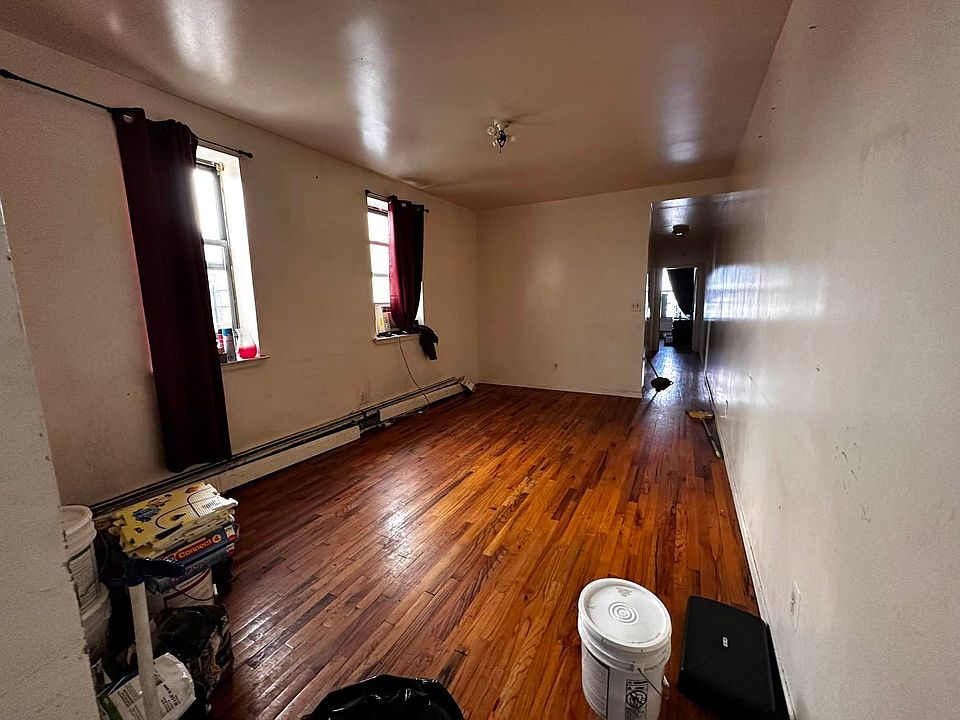 1st image of 220 W 140th St #5