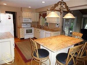 5th image of 42995 Ambridge Ct