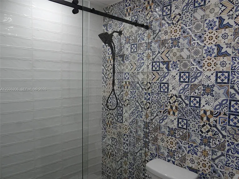 5980 SW 40th Ave #C — Photo 33