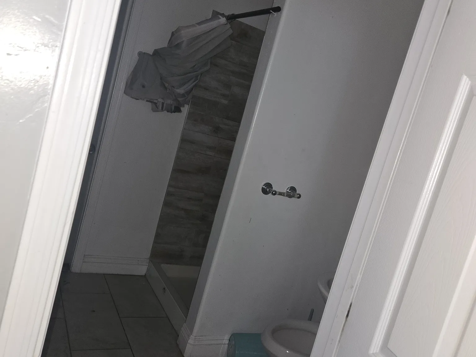 4 bed, 1230 sqft, $2,200 — Photo 4