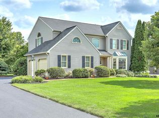 40 Bridle Ct, York, PA 17404
