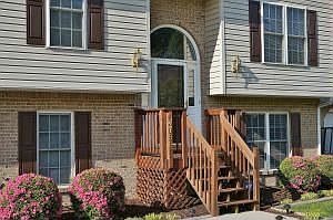 4th image of 4759 Meadow Crossing Ln NE