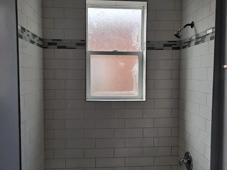 5910 Horton Pl — Photo 8