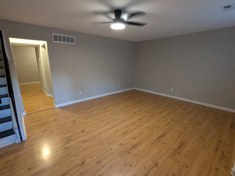 2223 Jackson Dr — Photo 10