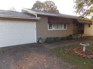 1020 Clayton Dr, Lancaster, OH 43130