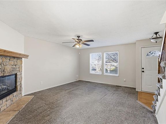5th image of 316 S Ghost Creek Cir