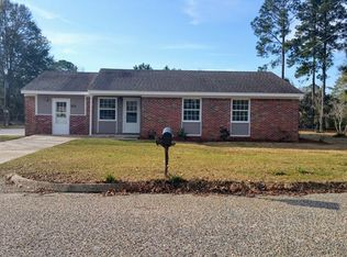 222 Lori Ln, Andalusia, AL 36420