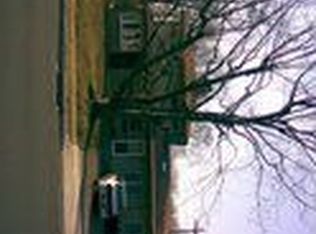 21 Thornridge Dr, Levittown, PA