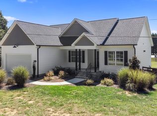 148 Michael Dr, Stokesdale, NC 27357