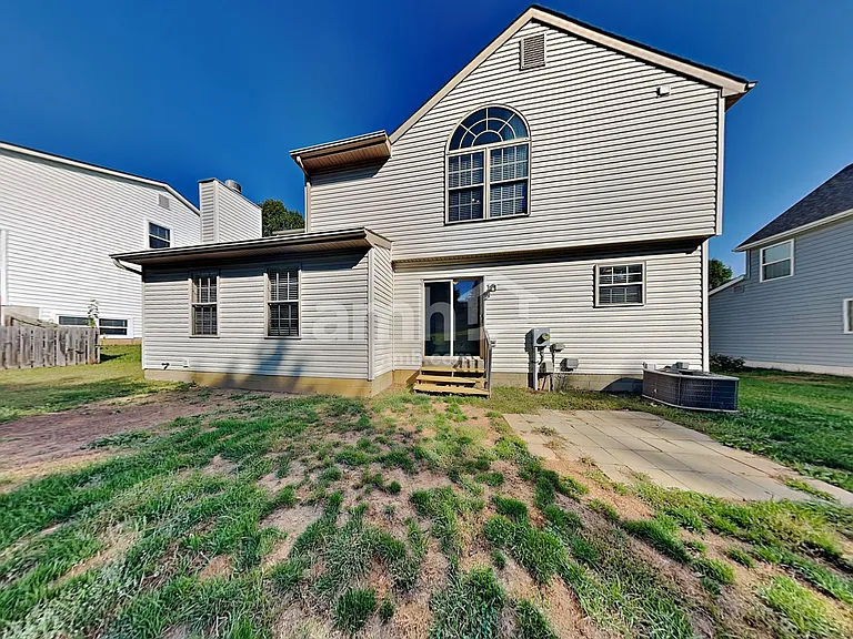516 Longview St — Photo 21