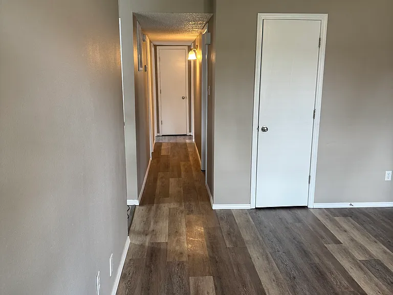 3911 James Ct — Photo 13