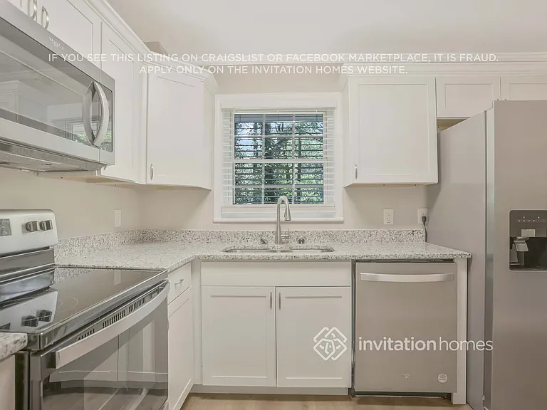 2344 Omaha Rd SW — Photo 11
