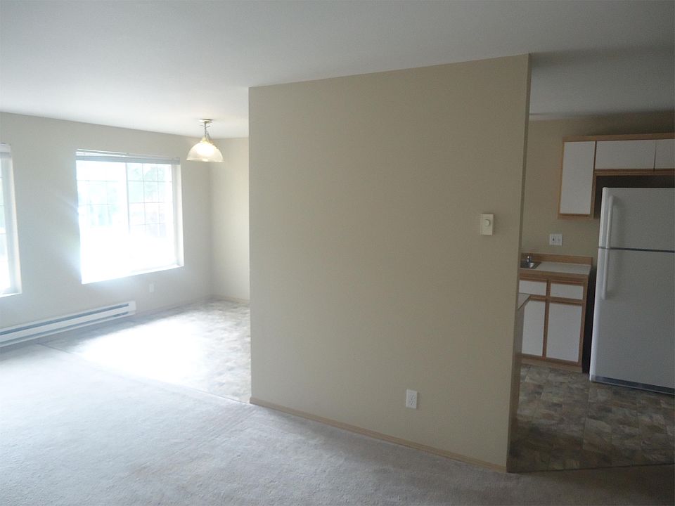1st image of 10215 Lundeen Pkwy APT C1