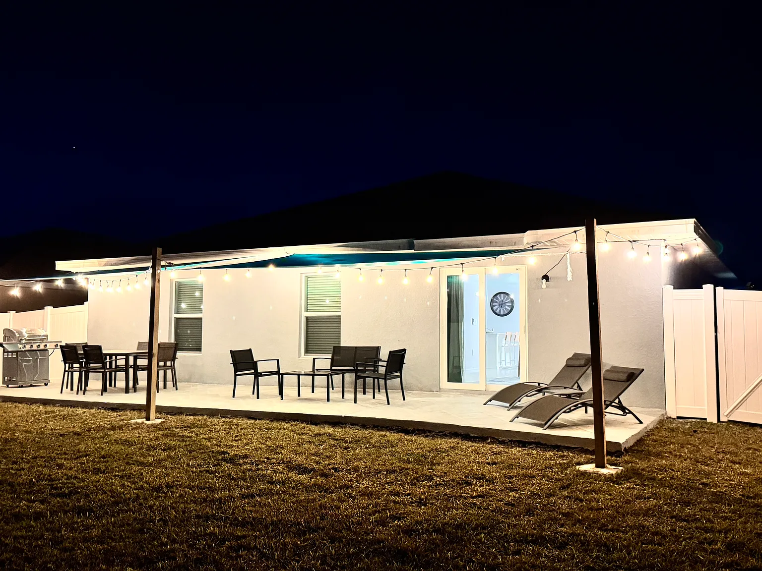 4 bed, 2091 sqft, $2,700 — Photo 3