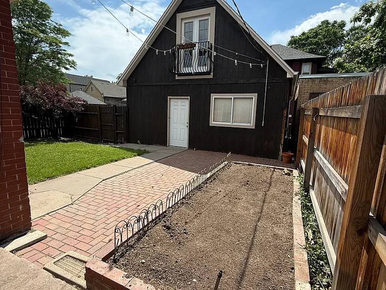 295 S Ogden St — Photo 10