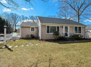 65 Jericho Path, Falmouth, MA 02540