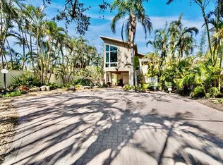 3911 Roberts Point Rd, Sarasota, FL 34242