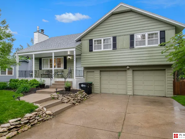 9829 Pasadena Ave, Omaha, NE 68124