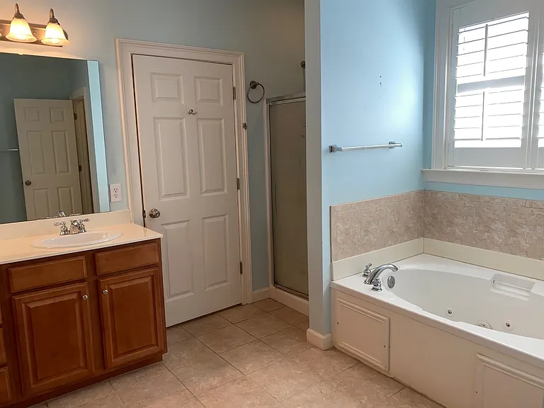 606 Trillium Ct — Photo 14