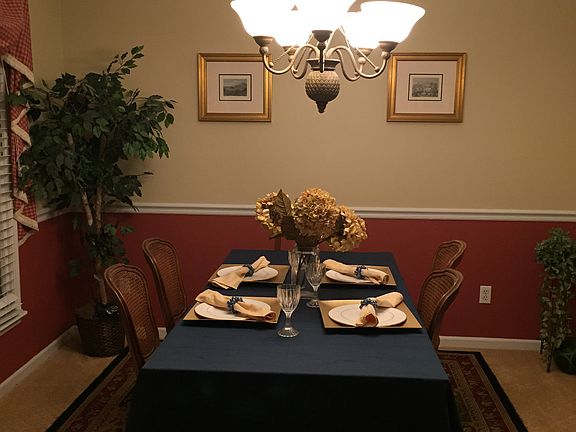 Formal dining room 