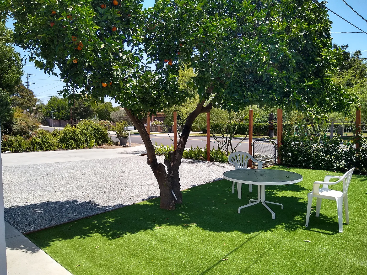 3 bed, 1100 sqft, $3,200 — Photo 3