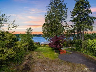 12522 Holmes Point Drive, Kirkland, WA, 98034