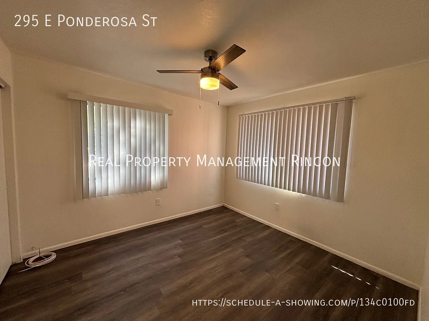 Lovely 3-Bed, 2-Bath Townhouse in Central Tucson! — Photo 4