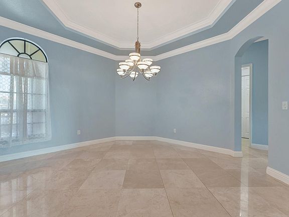 4th image of 8727 NW 39 Street