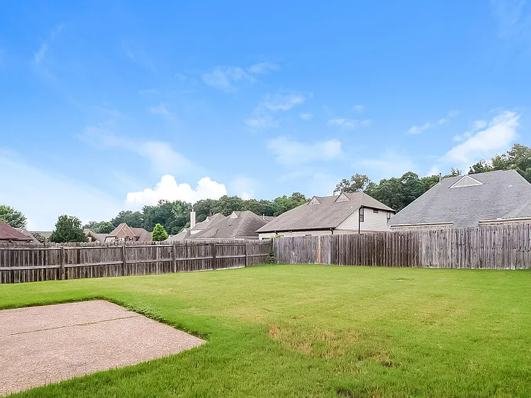 245 Birch Springs Cv — Photo 17