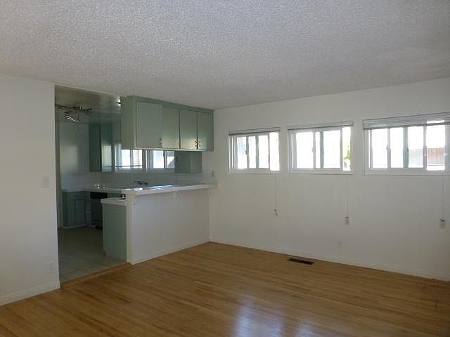 1st image of 4650 Cahuenga Blvd APT 1