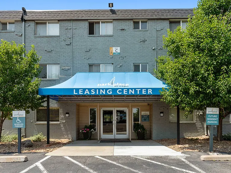 Park Place at Expo Apartments — Photo 16