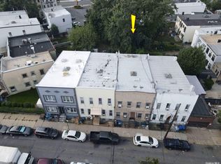 6114 55th St, Flushing, NY 11378