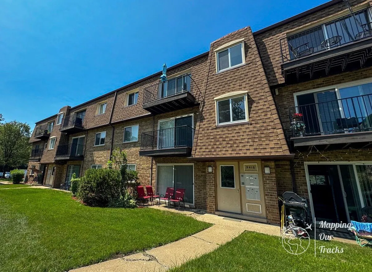 9416 Bay Colony Dr — Photo 1