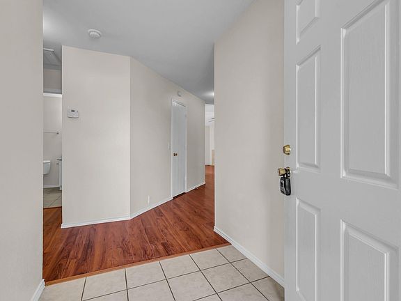 5th image of 2312 Tailburton Ct