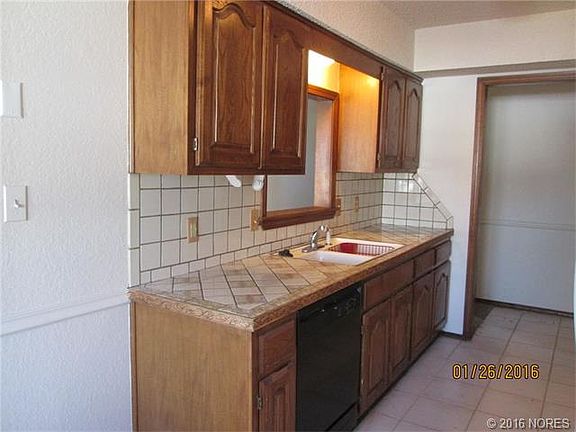 4th image of 9516 E Aspenwood Dr