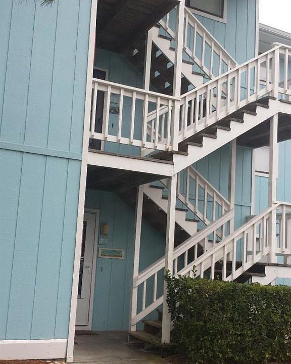 1st image of 1437 S Fort Fisher Boulevard #F-1