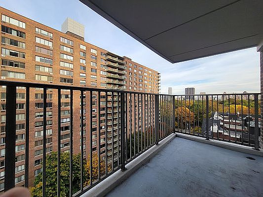 4th image of 50 W 97th St APT 12G